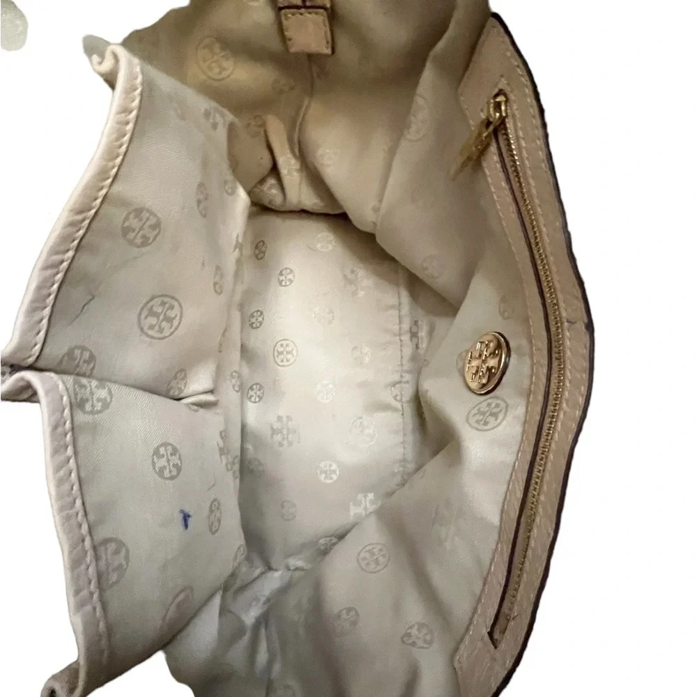 Tory Burch Clara Leather Satchel $495 Light, Pink size, medium Crossbody bag, ￼